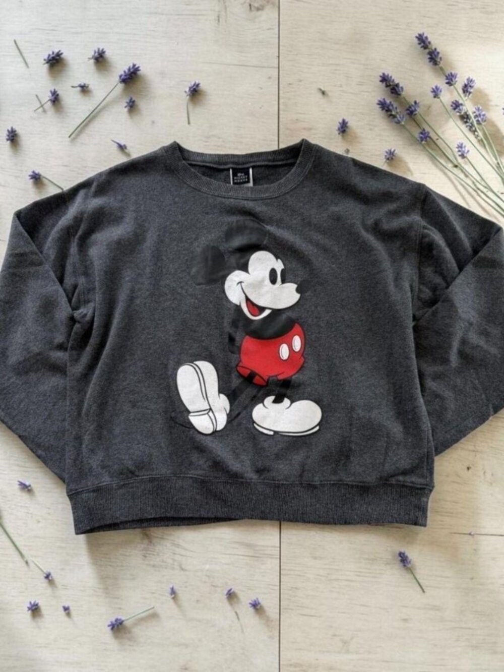 Disney Mickey Mouse Sweatshirt M Gray Women's Pullover‎ Cartoon Graphic